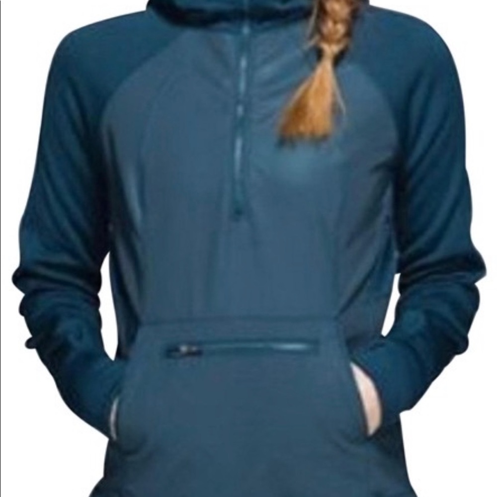 Lululemon reflective hoodie size 6